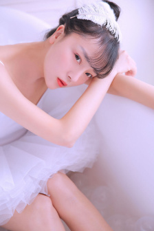 SAE8视频精品自拍